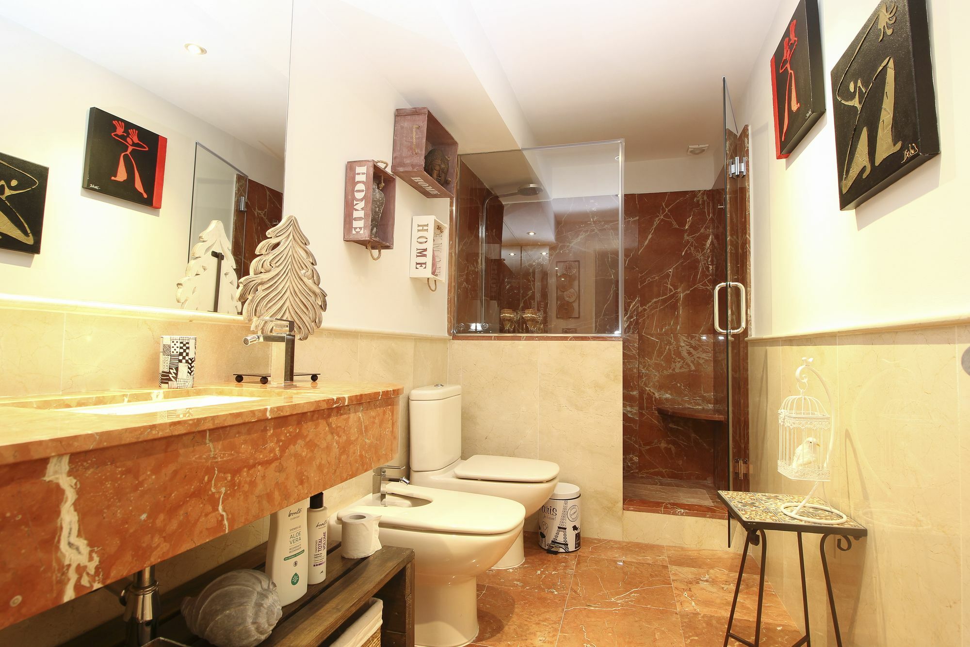 Deluxe Quevedo